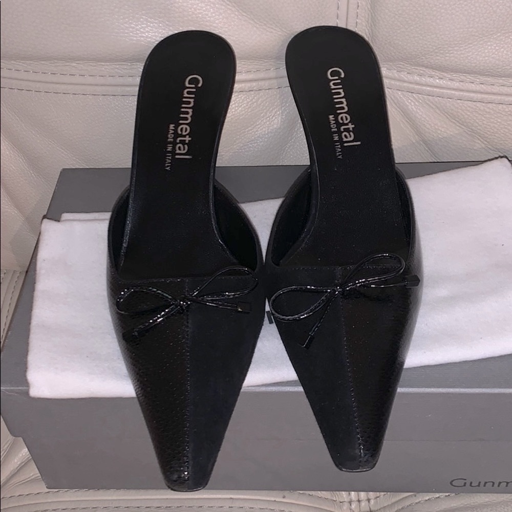 SuMMER-VIBE | Elegant. Suede and Leather Mule Sz 7